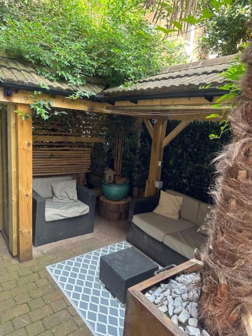 Quirky Town Centre Hideaway Villa เลมิงตันสปา ภายนอก รูปภาพ